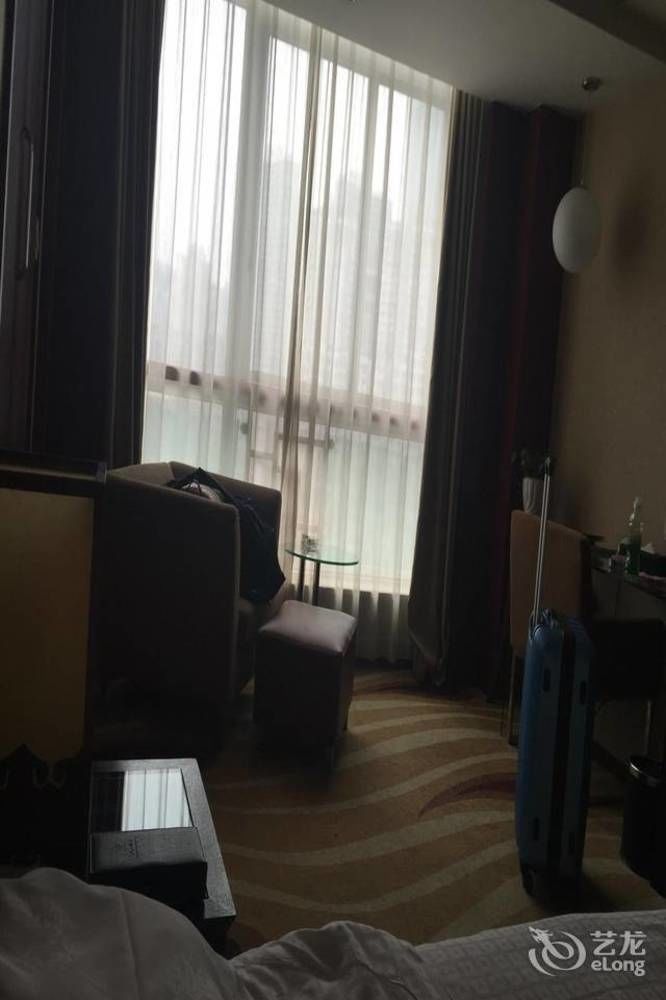 Chongqing Minshan Hotel Εξωτερικό φωτογραφία